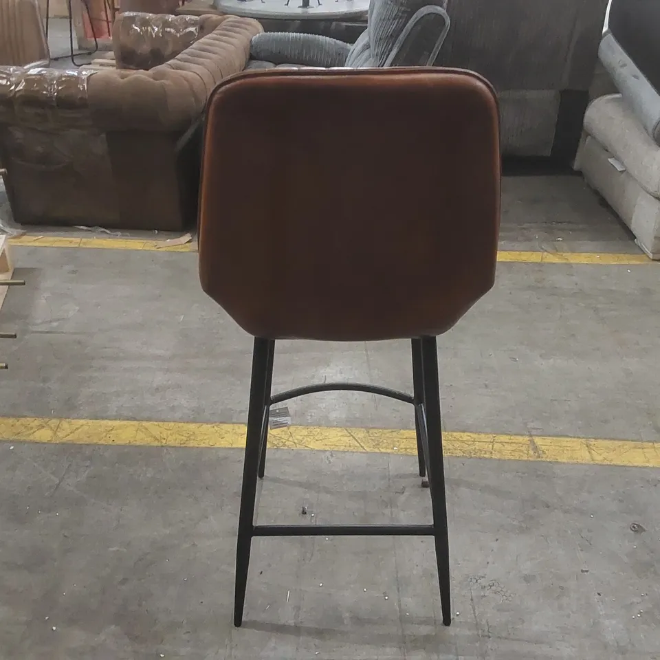 BROOKLYN LEATHER BAR CHAIR