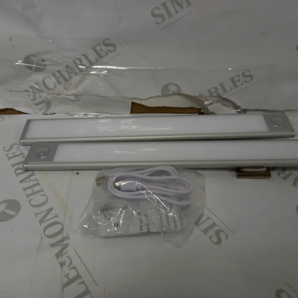 SFIXX SET OF 2 USB RECHARGEABLE MOTION SENSOR LIGHTS