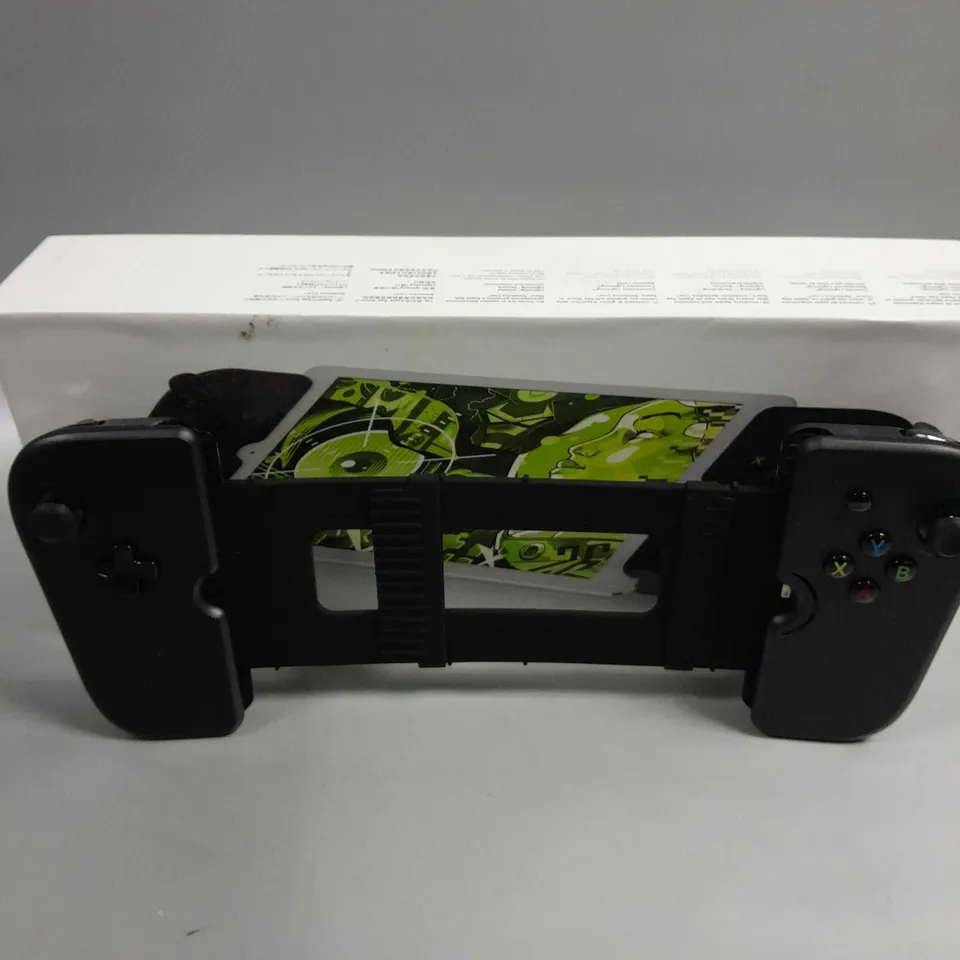 BOXED GAMEVICE CONTROLLER FOR IPAD 