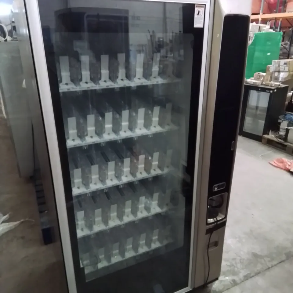 DIXIE-NARCO DN 3800-6 EXPORT DIGITAL REFRIGERATED VENDING MACHINE 