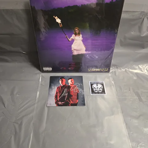SEALED VIRGINMARYS THE HOUSE BEYOND THE FIRES VINYL & SIGNED PHOTO INSERT