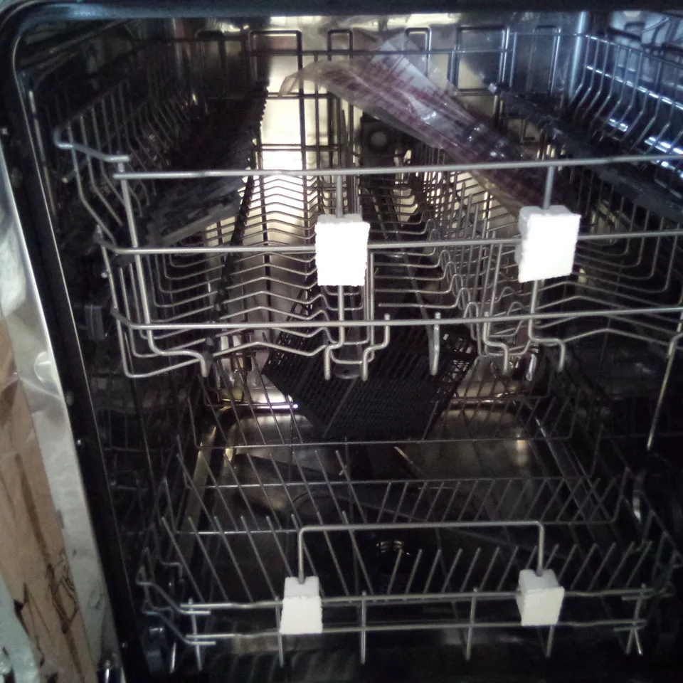 CANDY BIARA HFC3C26WCBUK 13 PLACE DISHWASHER