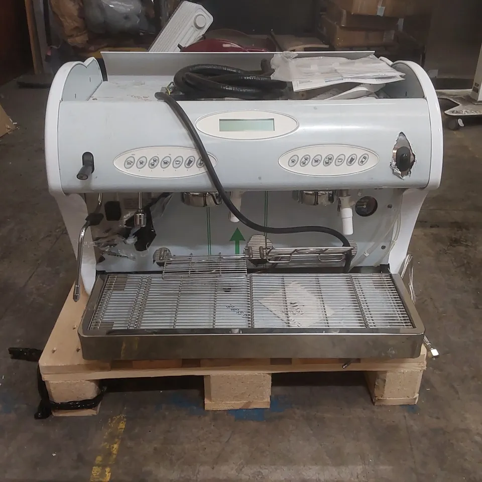 CARIMALI COMMERCIAL 2 GROUP COFFEE MACHINE