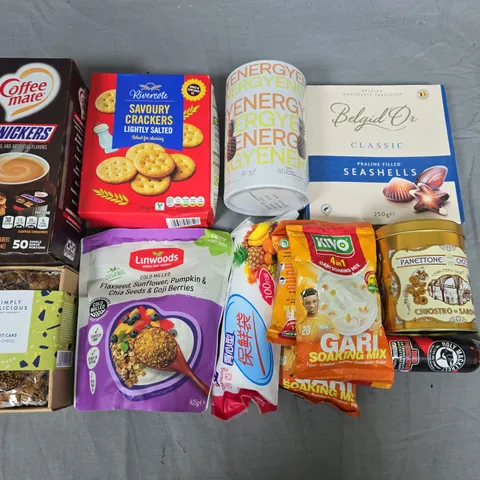 LOT OF APPROXIMATELY 30 ASSORTED FOOD ITEMS TO INCLUDE COFFEE MATE, SEASHELL CHOCOLATES AND SAVOURY CRACKERS