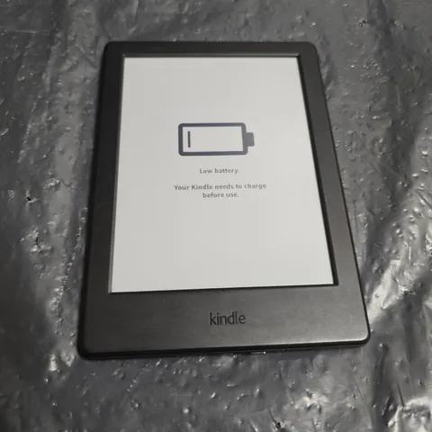 AMAZON KINDLE E-READER (BLACK) – LOW BATTERY SCREEN 