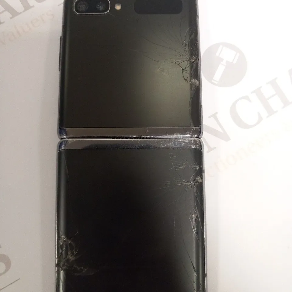 SAMSUNG GALAXY Z FLIP 5G