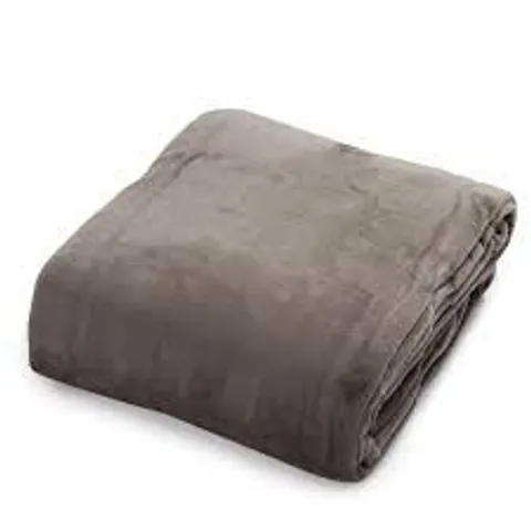 COZEE HOME FAMILY OVERSIZE VELVETSOFT THROW