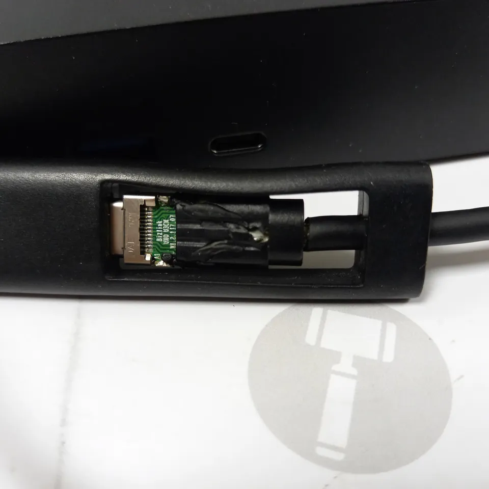 DELL D6000 WITH USB 3.0 (3.1 GEN 1) TYPE-C BLACK - DOCK
