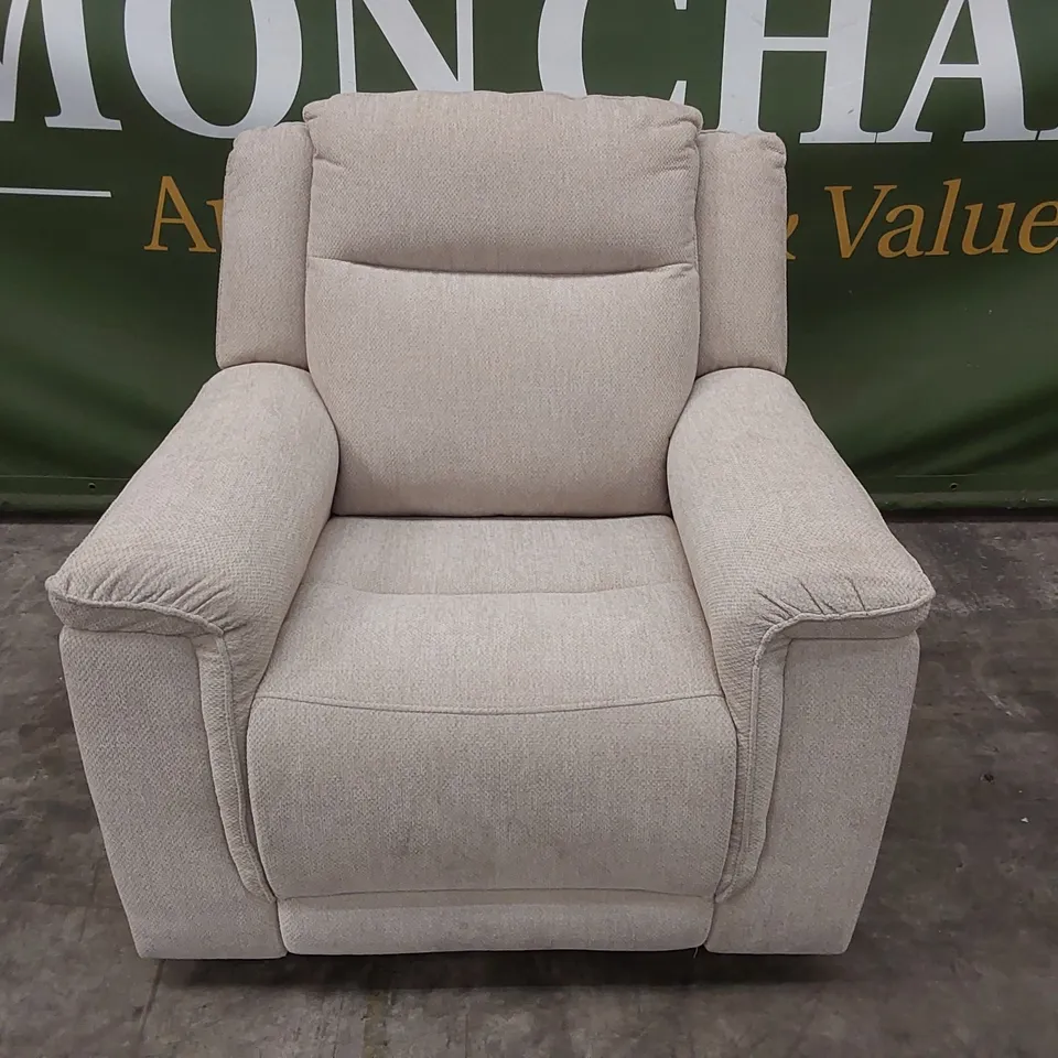 MIRO FABRIC MANUAL RECLINER CHAIR RRP £599