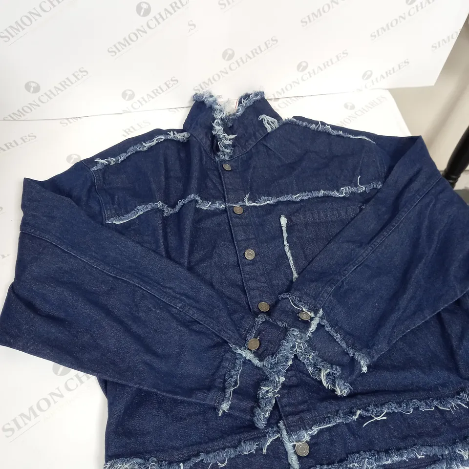 BOOHOO MAN RIPPED EFFECT DENIM JACKET SIZE L