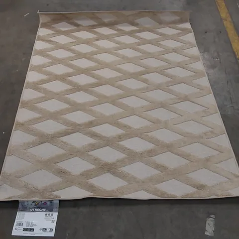 BAGGED PACO HOME UTRECHT RUG - 120 x 160cm
