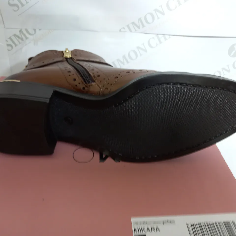 MODA PELLE MIKARA BOOTS IN TAN SIZE 6.5