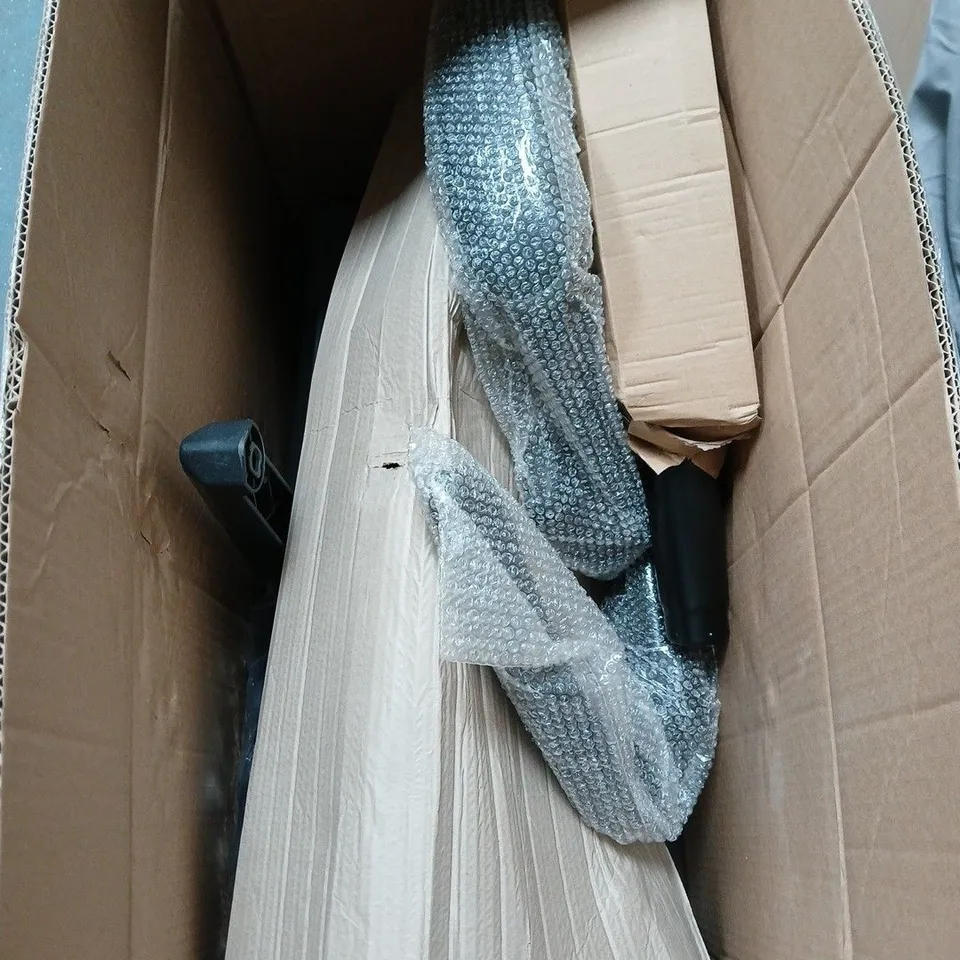 BOXED JESPOR GAMING CHAIR IN BLACK/GREY - COLLECTION ONLY 