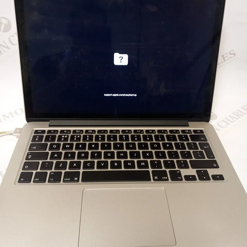 APPLE MACBOOK PRO (A1502 EARLY 2015)