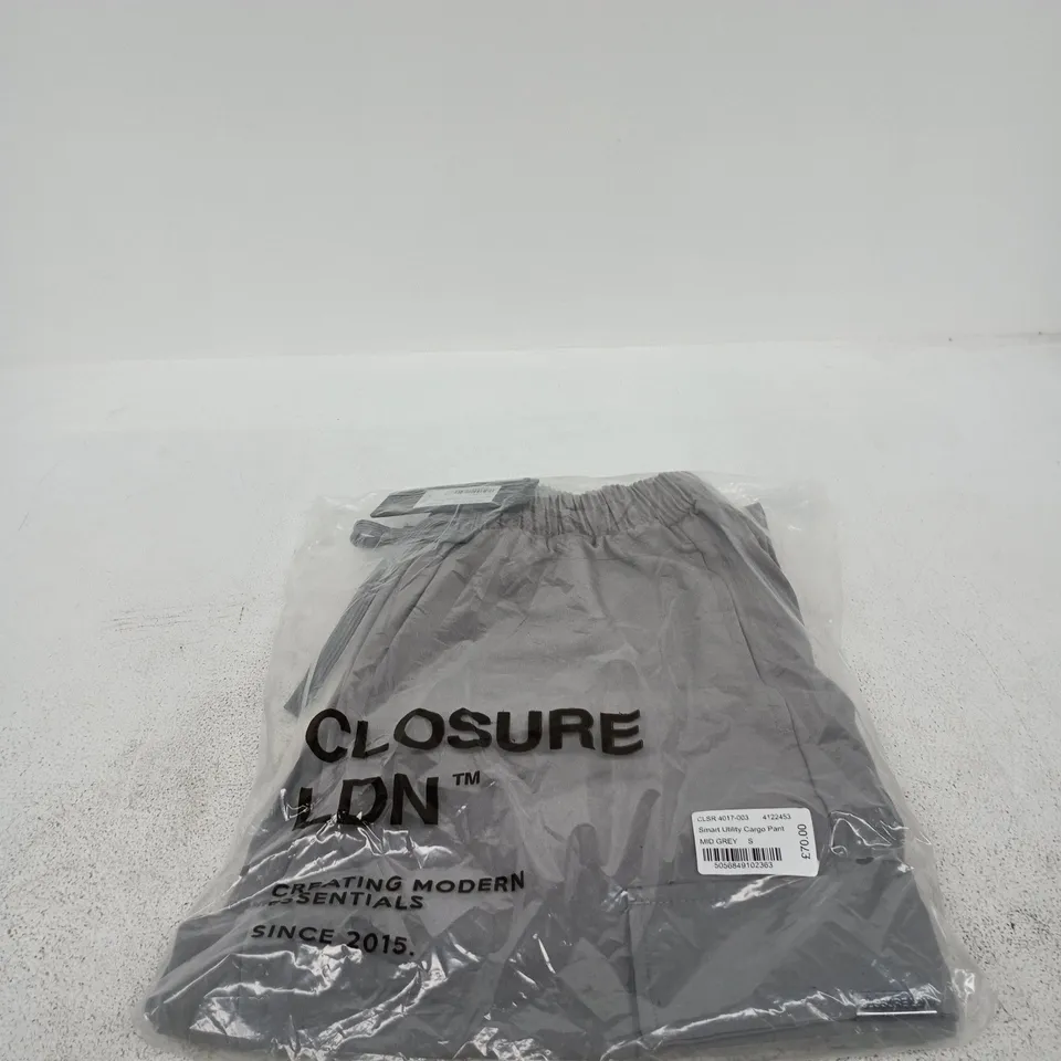 CLOSURE LDN SMART UTILITY CARGO PANT MID GREY SMALL