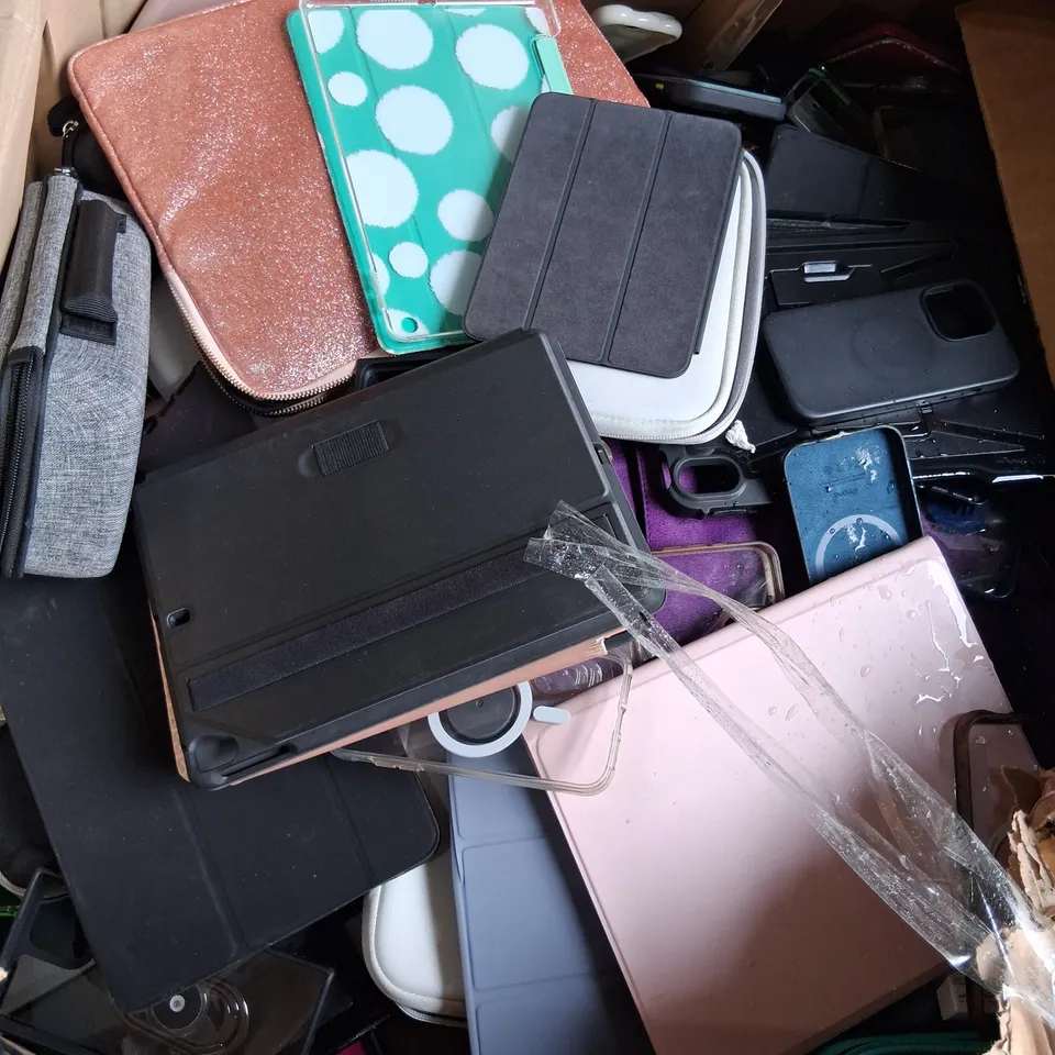 LARGE PALLET OF ASSORTED ELECTRICAL DEVICE CASES