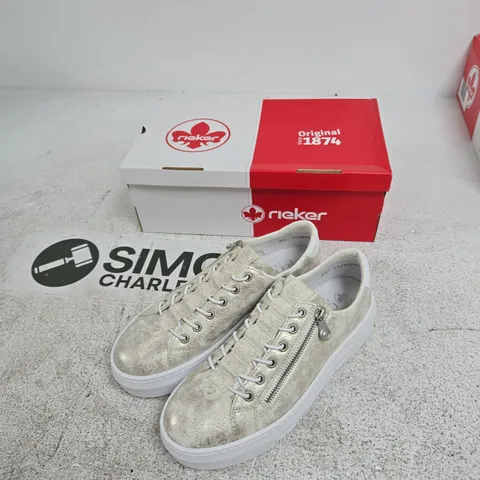 RIEKER M1953-60 BEIGE/SILVER LACE-UP SNEAKERS – UK 6 (EU 39)