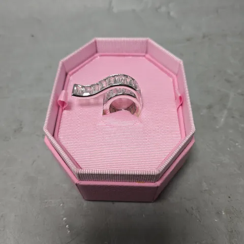 SWAROVSKI MATRIX RING BAGUETTE CUT