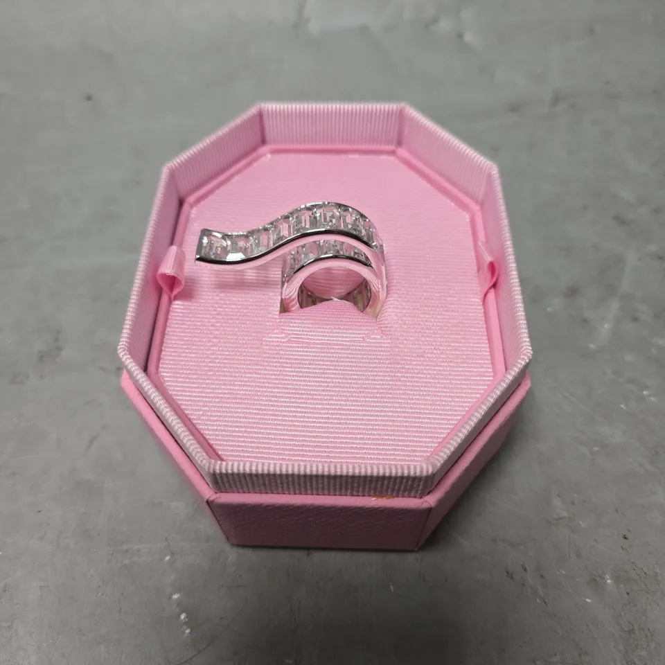 SWAROVSKI MATRIX RING BAGUETTE CUT