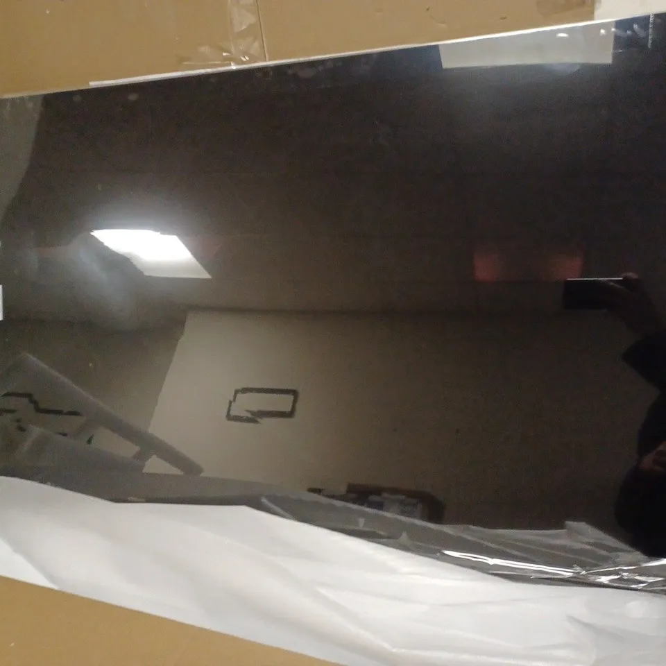 HISENSE SMART TV ULED 4K 55" TV 