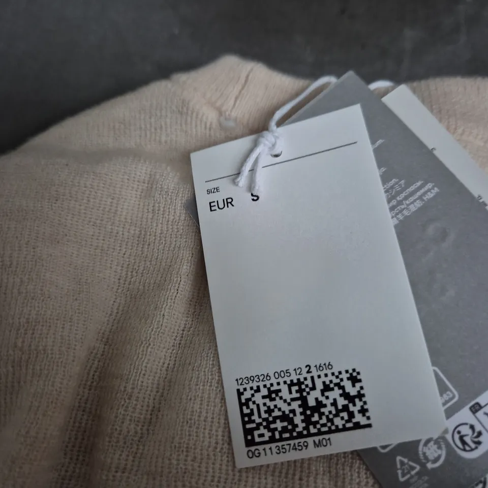 THE GOOD CASHMERE STANDARD BY ABTF – BEIGE CASHMERE SWEATER, UK S (EU S)