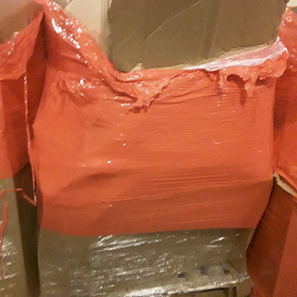 PALLET OF ASSORTED PRODUCTS INCLUDING ROUND BALLOON ARCH STAND, TOILET SEAT,UMBRELLA, TABLE TOP STAND, TOY FOAM DART GUN, SNOW SLEDS