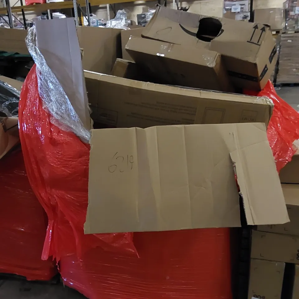 PALLET TO CONTAIN ASSORTED HOUSEHOLD PRODUCTS. INCLUDES DRESS MIRROR, OFFICE CHAIR MAT, METAL TOWEL RACK, BOXED FURNITURE ETC 