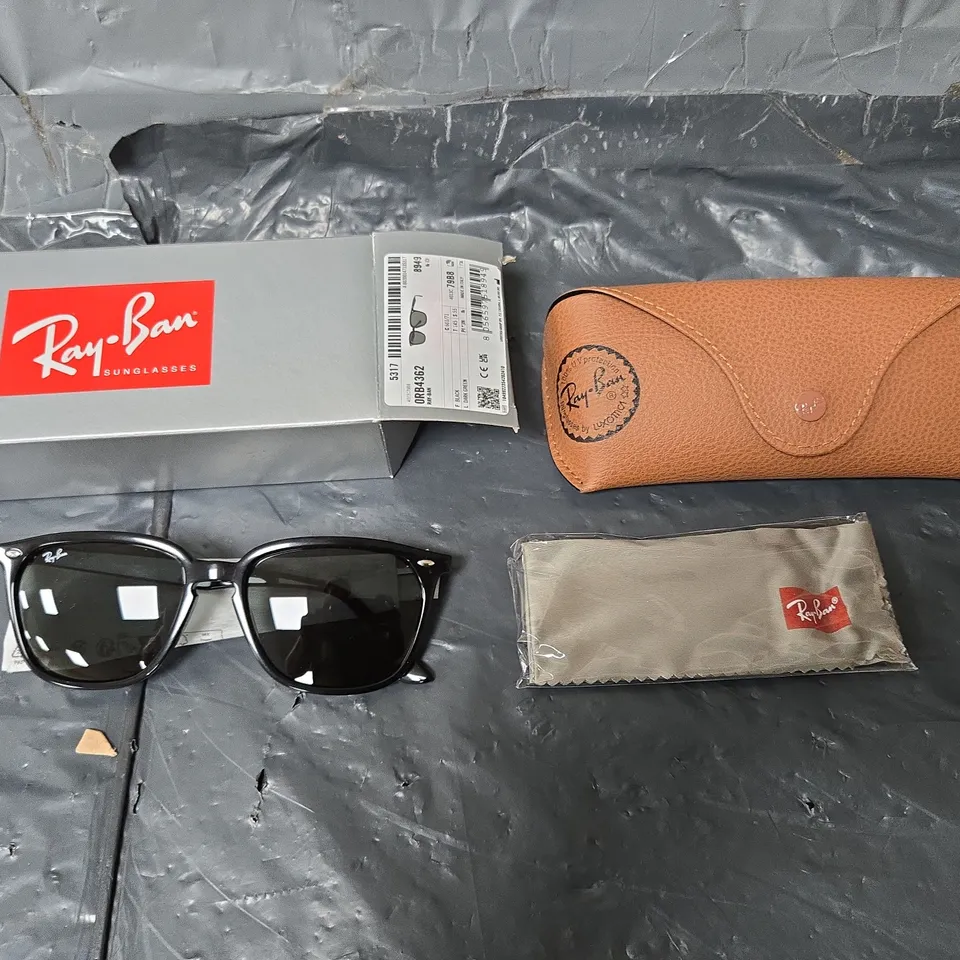 RAY BAN ROUND SUNGLASSES - BLACK 