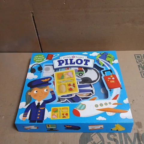 PRIDDY BOOKS "LETS PRETEND" PILOT SET AND BOOK 