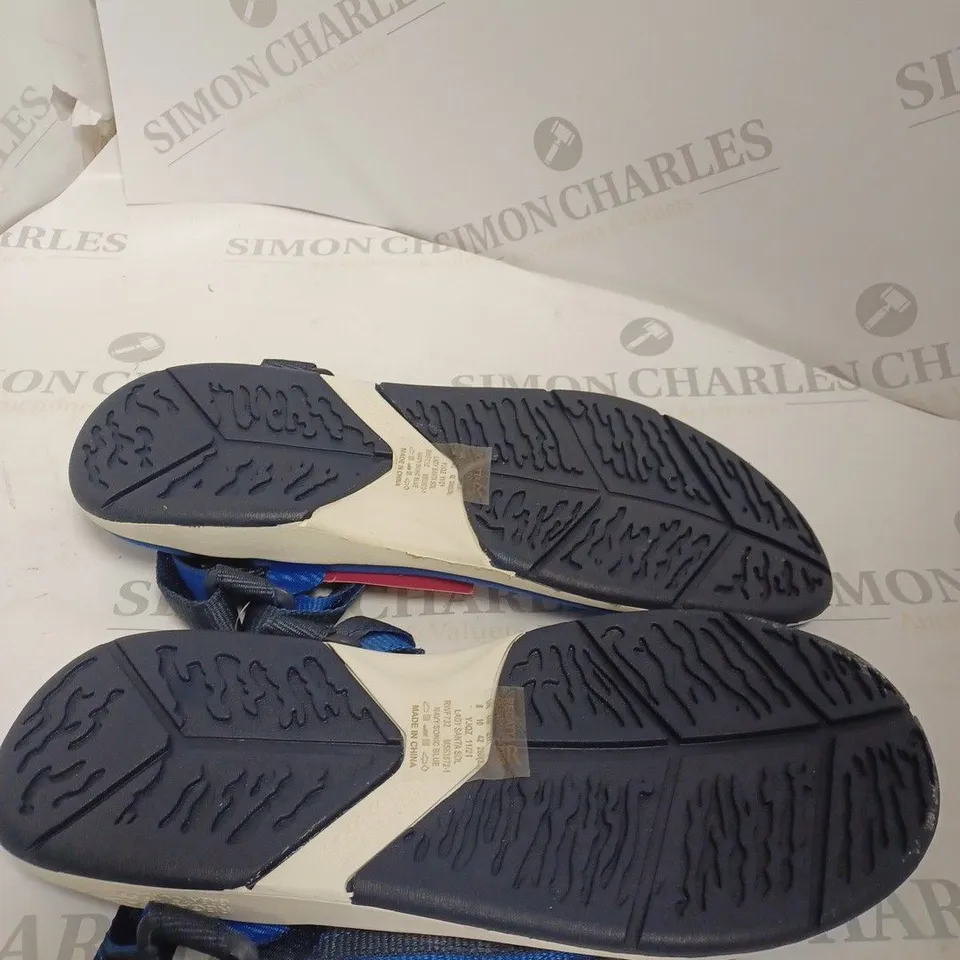 REGATTA LADY SANTA SOL SANDALS SIZE 8