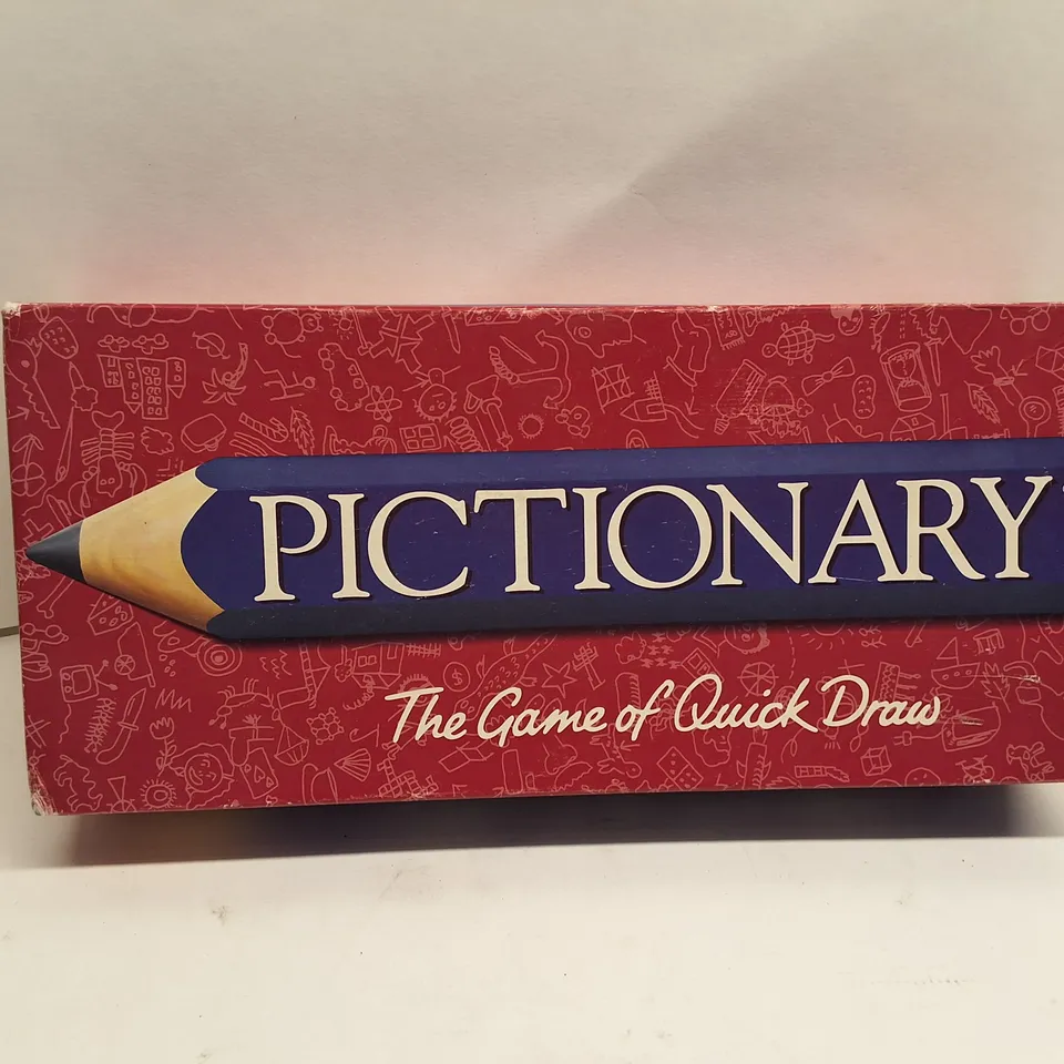 PICTIONARY – THE GAME OF QUICK DRAW (BOARD GAME) – BOXED