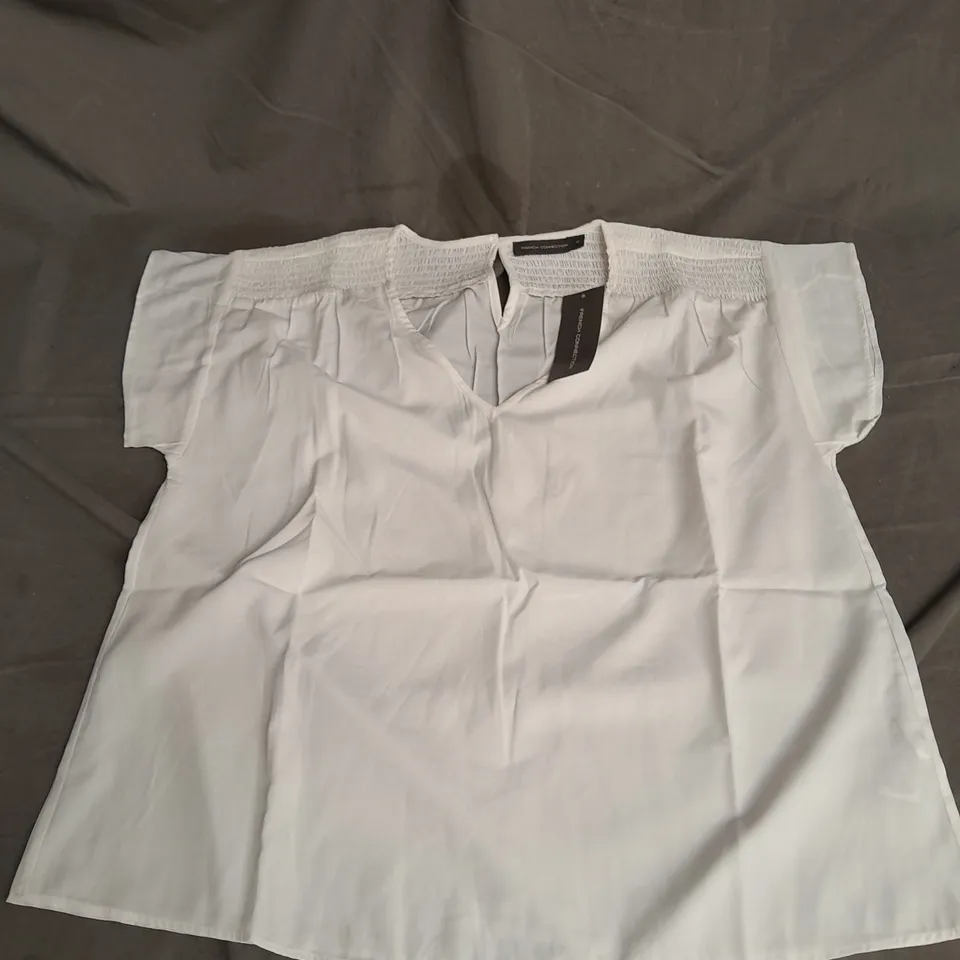 FRENCH CONNECTION RUCHED SHOULDER TOP IN WINTER WHITE SIZE 12