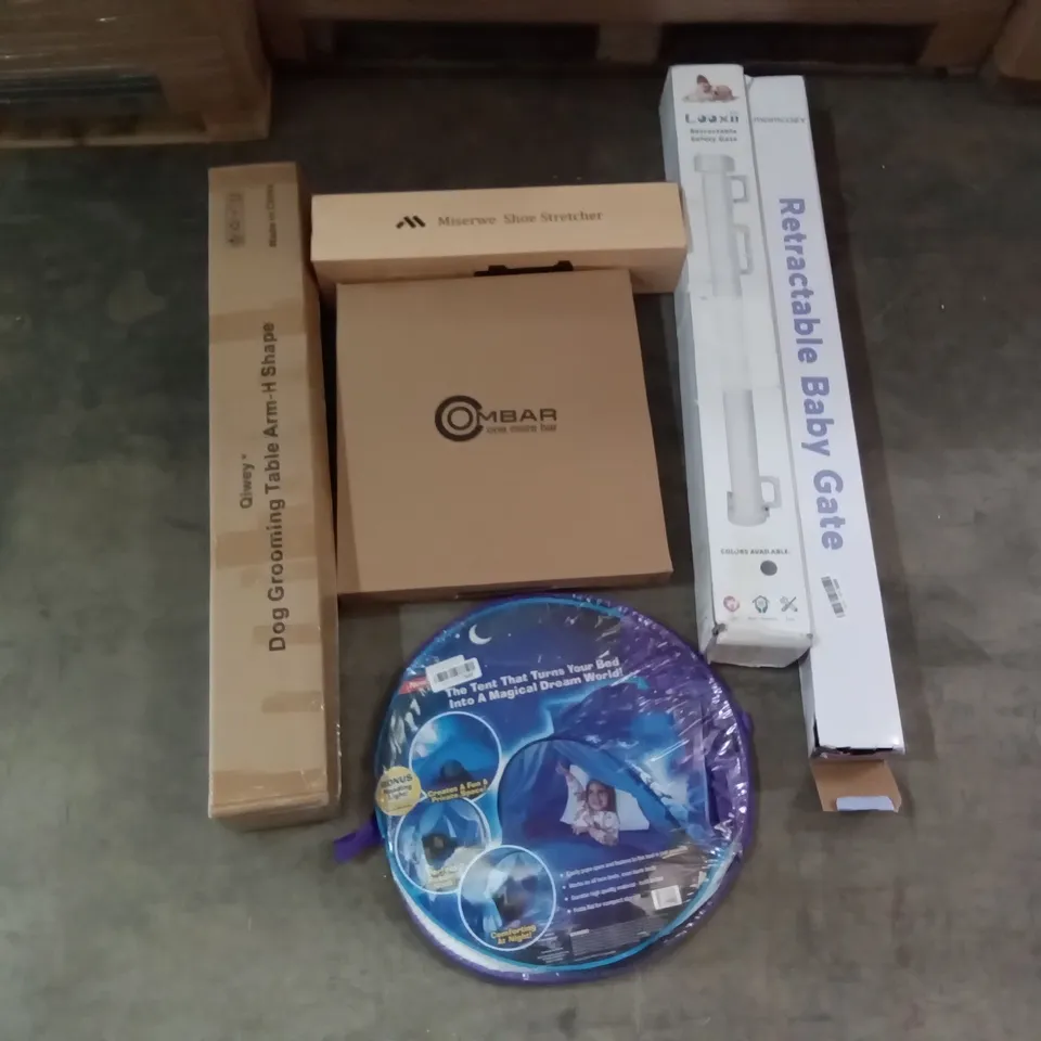 PALLET OF ASSORTED ITEMS INCLUDING LOOXII RETRACTABLE BABY GATE, POP UP TENT, DOG GROOMING TABLE ARM H SHAPE, MISERWE SHOE STRETCHER, MOMCOZY RETRACTABLE BABY GATE, PINK BACKPACK