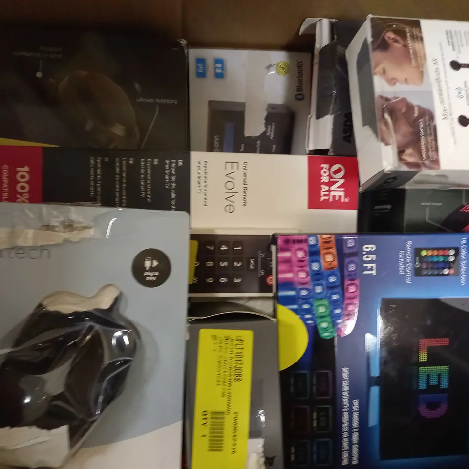 BOX OF APPROXIMATELY 20 ASSORTED ELECTRICAL ITEMS TO INCLUDE BLACKWEB POWERBANK, ASDA TECH BLUETOOTH SPEAKER, ASDA TECK KIDS HEADPHONES, ETC