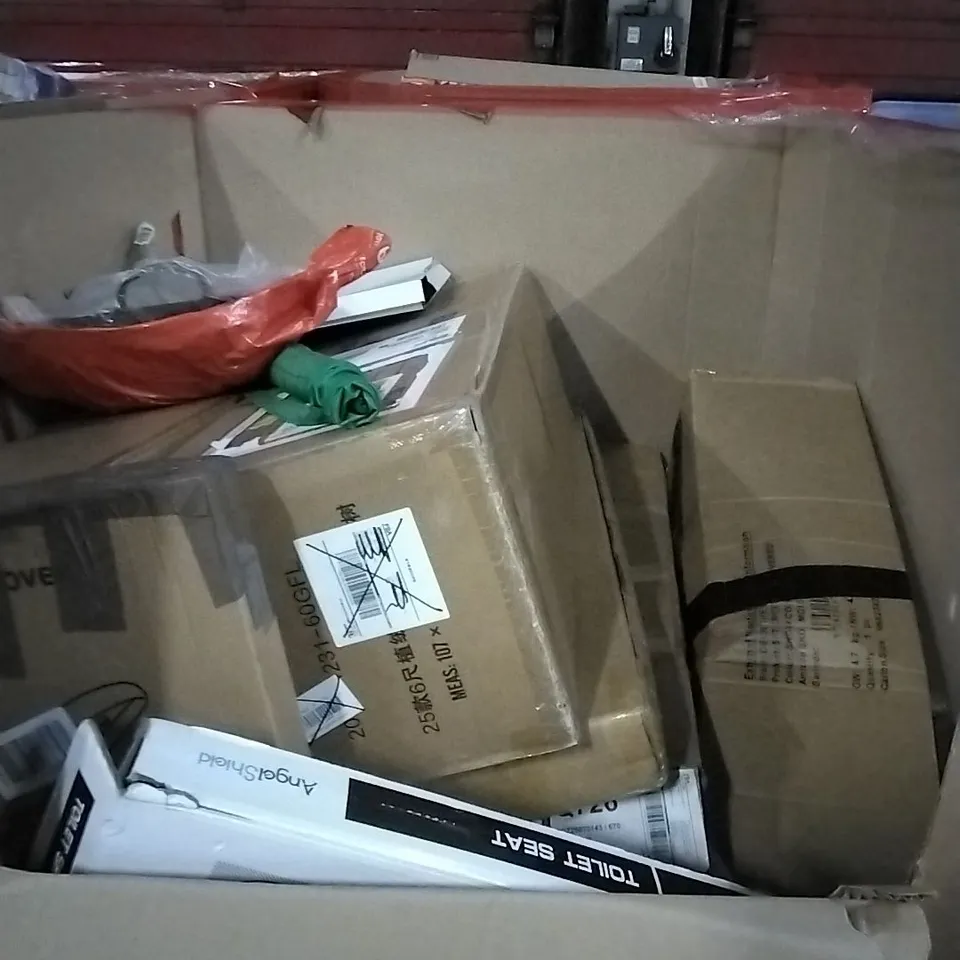 PALLET OF HOUSEHOLD ITEMS TO INCLUDE SENSOR BIN,SAFE DARTS, PICTURE FRAMES, TOILET SEAT,WOK AND OTHER ASSORTED ITEMS...