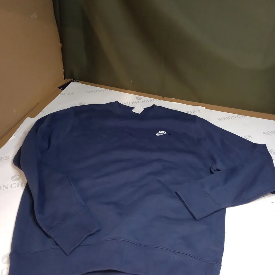 NAVY BLUE MEDIUM NIKE JUMPER 
