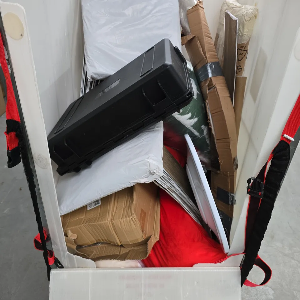 APPROXIMATELY 12 ASSORTED LARGE ITEMS TO INCLUDE CUSHIONS, WALL DECOR TILES, AIR MATTRESS, ETC - COLLECTION ONLY