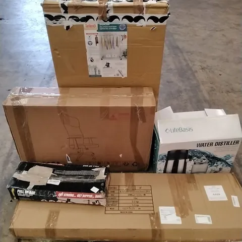 A PALLET OF VARIOUS ITEMS TO INCLUDE. CLOTHES RAIL, OFFICE CHAIR, WATER DISTILLER, 4 TIER LADDER SHAPED PLANT STAND AND PULL UP BAR