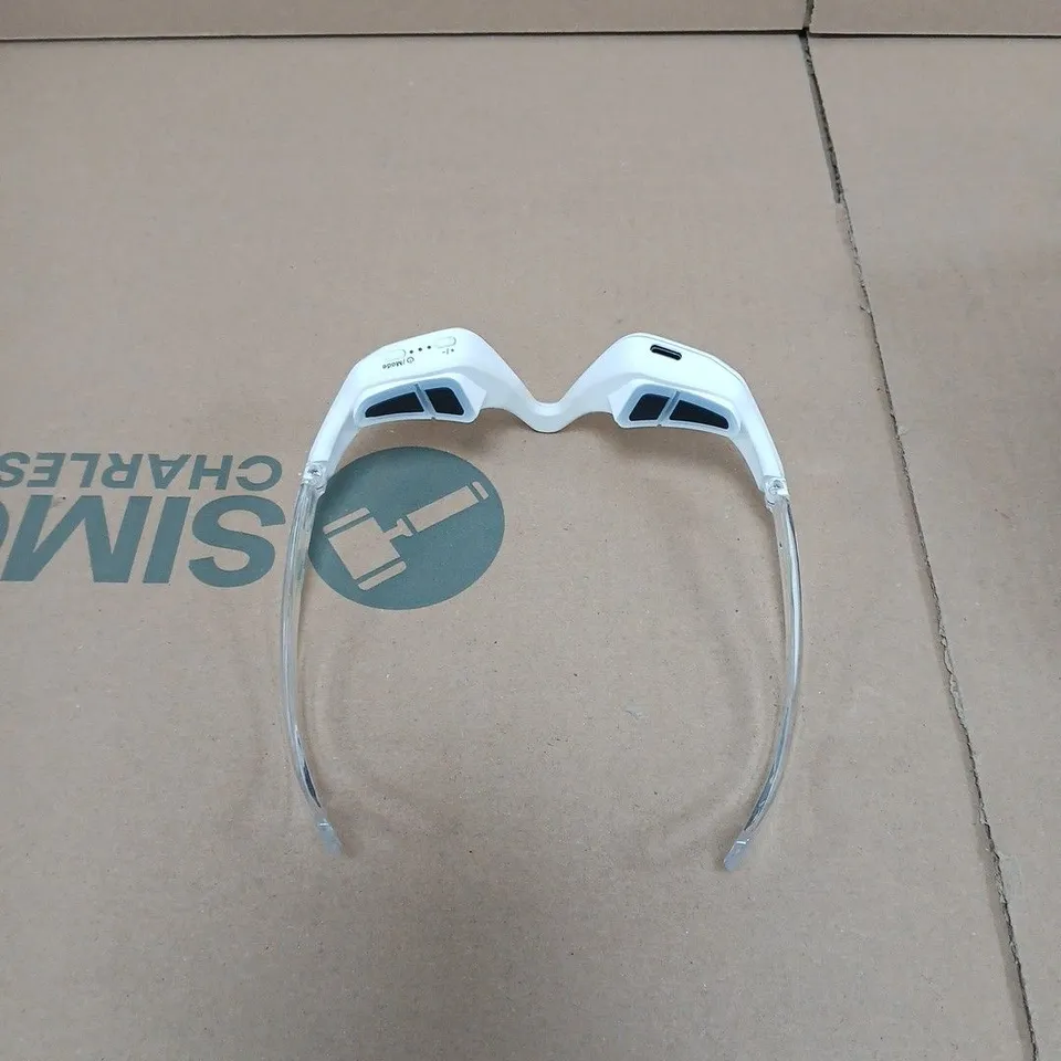 LUNAAMOUR EYE YOUTH REVIVAL EMS & RED LIGHT THERAPY DEVICE