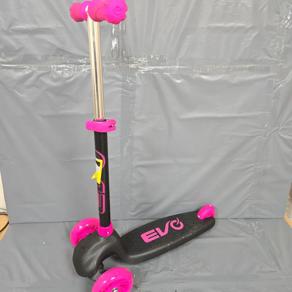 EVO 3 WHEEL KIDS SCOOTER