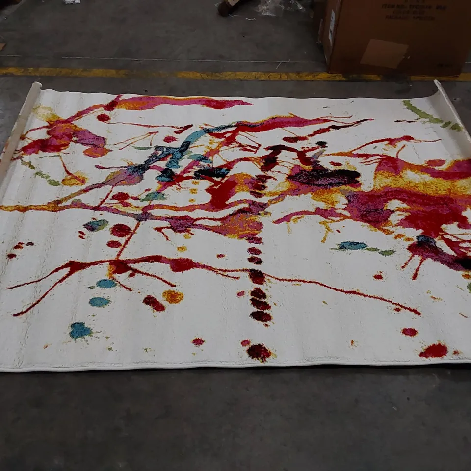 WESLEY RUG - MULTICOLOURED // SIZE: 150 X 220cm