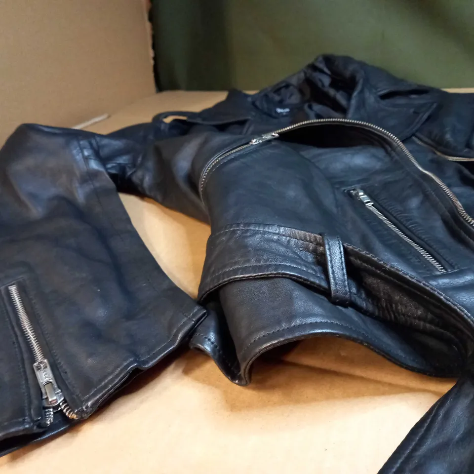 QUINCE SHEEP LEATHER BLACK BIKER JACKET - LARGE