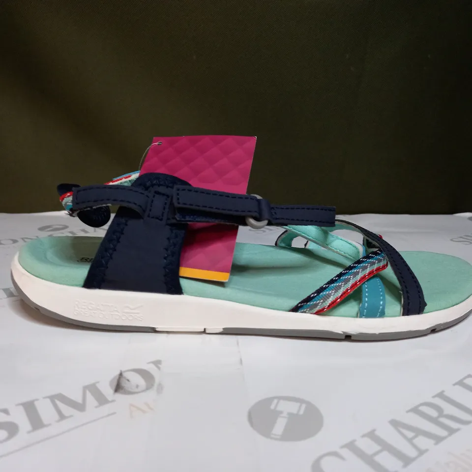 REGATTA LADY SANTA ROMA SANDALS SIZE 5