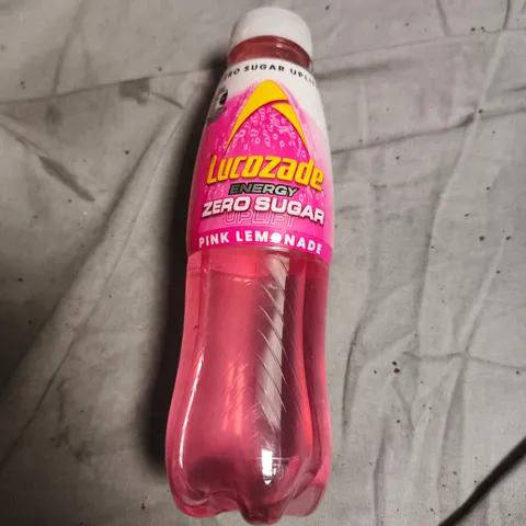 APPROXIMATELY 6 ASSORTED DRINKS INCLUDING HUEL STRAWBERRIES & CREAM , LUCOZADE ZERO SUGAR AND DIET PEPSI