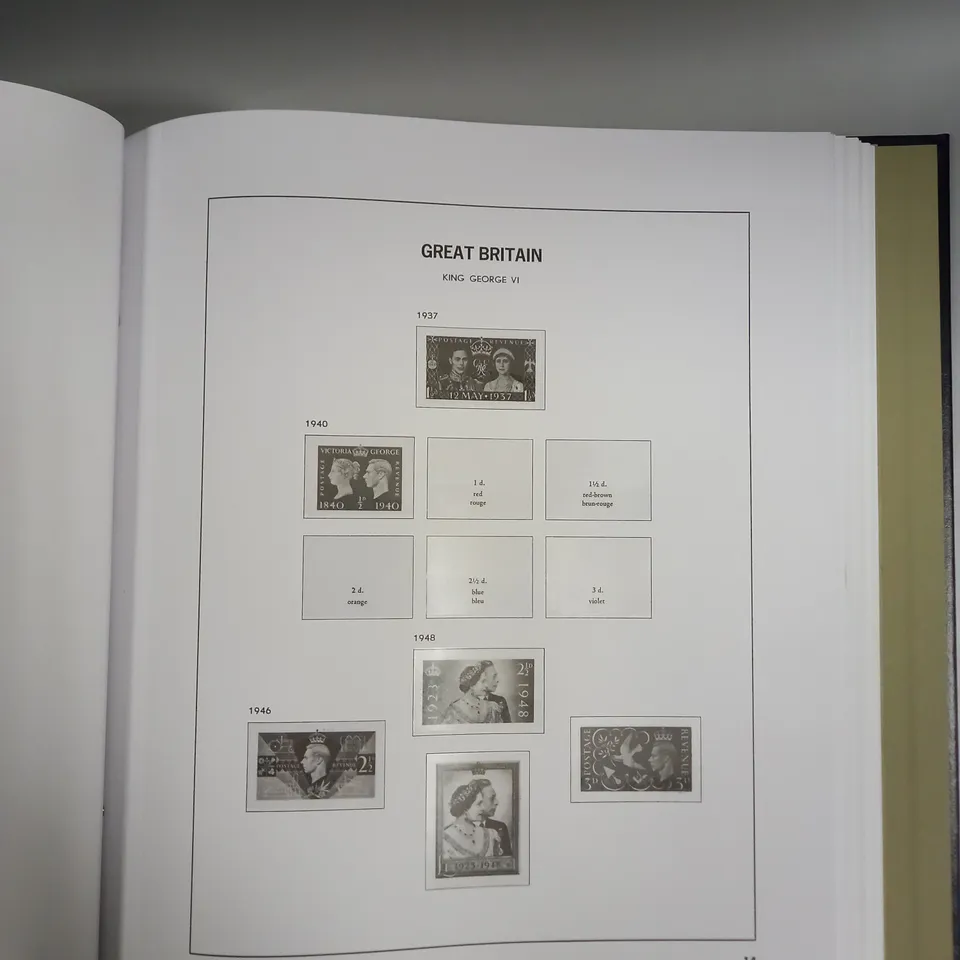 GREAT BRITAIN STAMP COLLECTORS VIEWING BOOK 