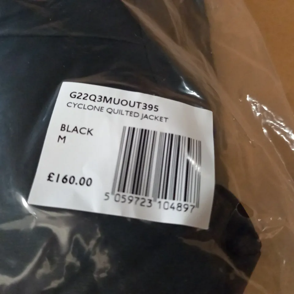 BAGGED PRETTY GREEN CYCLONE QUILTED JACKET IN BLACK - M