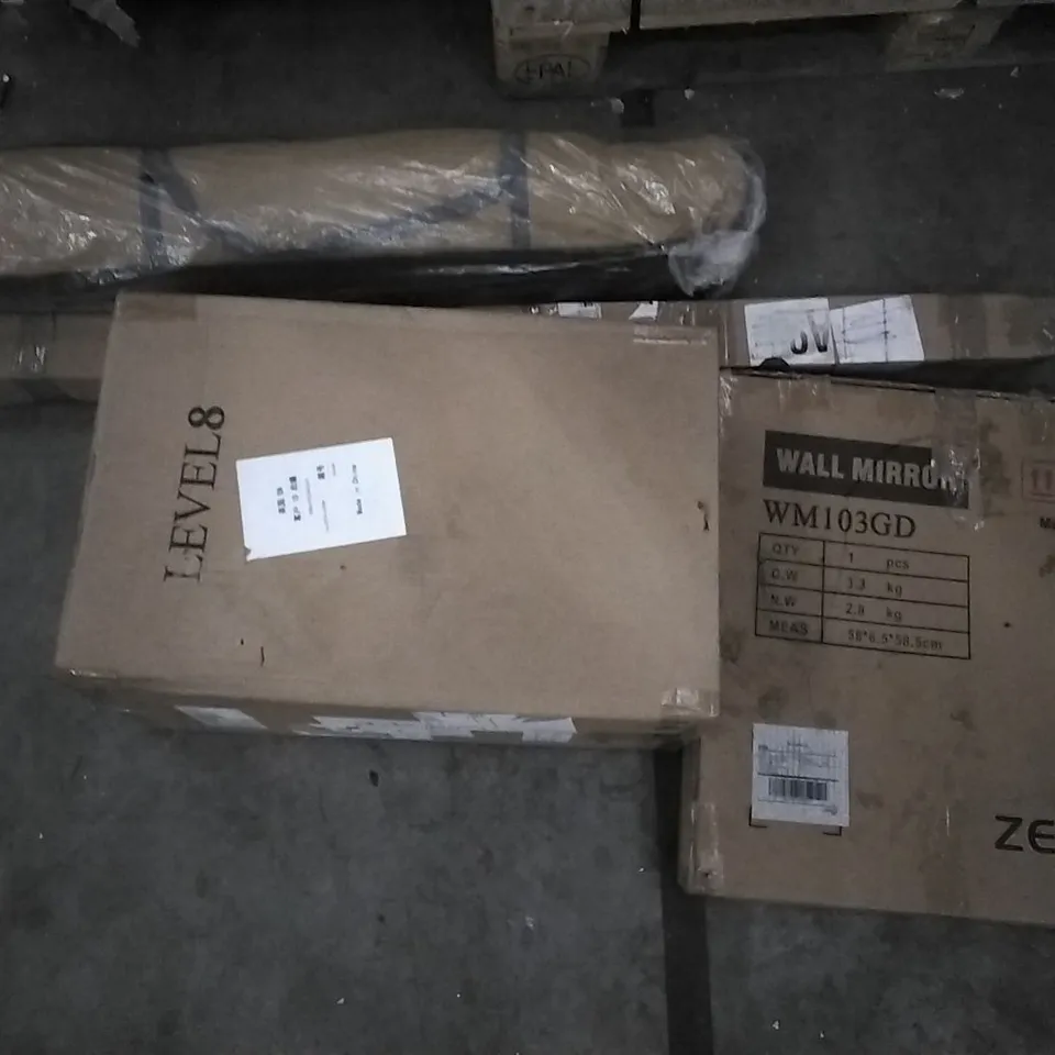 PALLET OF ASSORTED ITEMS INCLUDING LEVEL8 SUITCASE, COZEEMAX GARMENT STEAMER  COWAYBAIR PURIFIER, ZENIDA WALL MIRROR, TOWER FAN