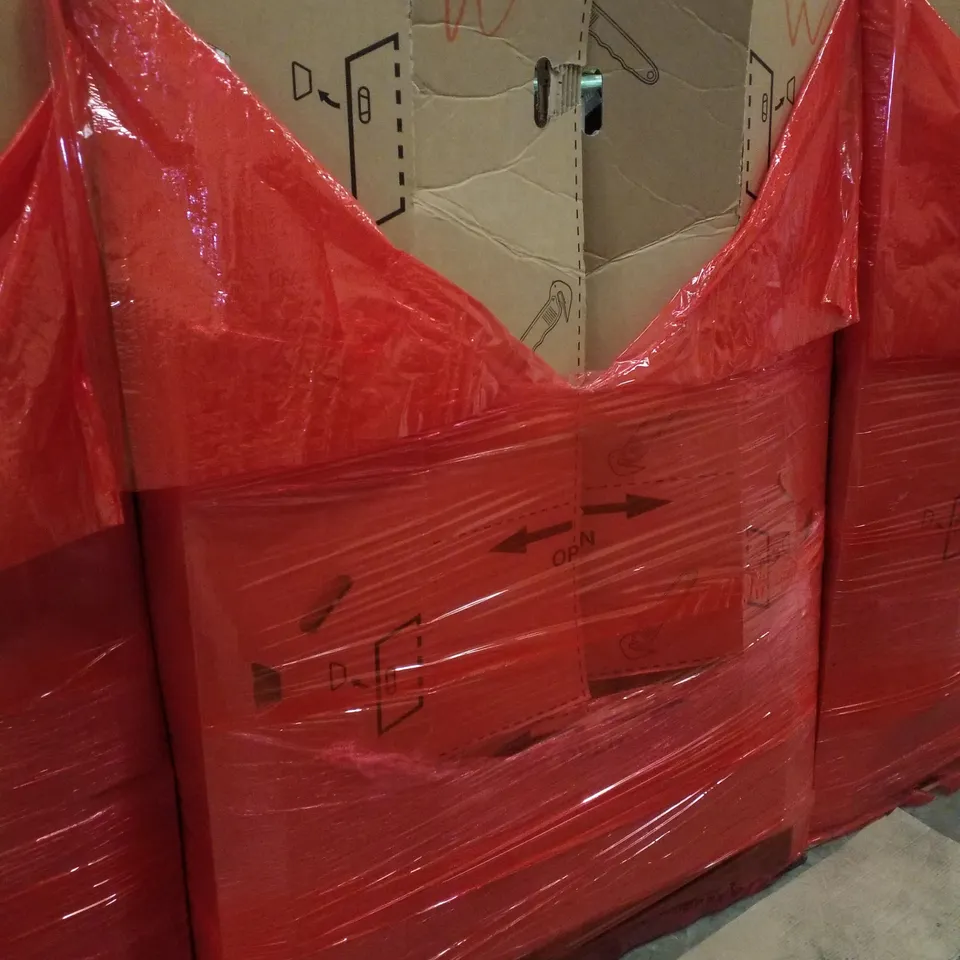 PALLET CONTAINING ASSORTED PRODUCTS INCLUDING TRIPLE ARM MONITOR DESK MOUNT, ULTRATHIN BACK MASSAGER, RETRACTABLE SAFETY GATE, FITNESS TRAMPOLINE & TURNTABLE SYSTEM