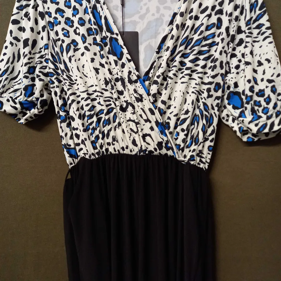 JESSICA JOY LONDON ANIMAL PRINT JUMPSUIT IN WHITE/BLACK - SIZE 14