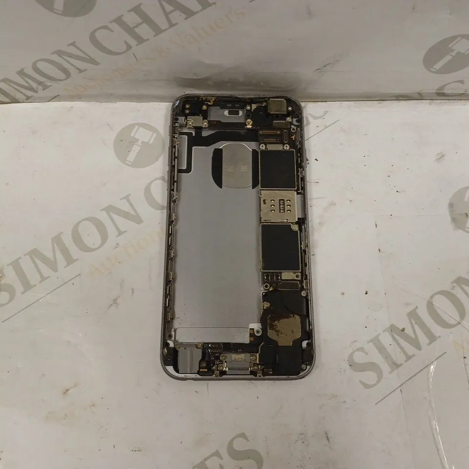 APPLE IPHONE 6S SHELL - SILVER